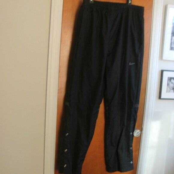 Nike Golf Fit Storm Wind Black Drawstring Pants Snaps at Bottom Polyester ~ XL - Picture 1 of 4